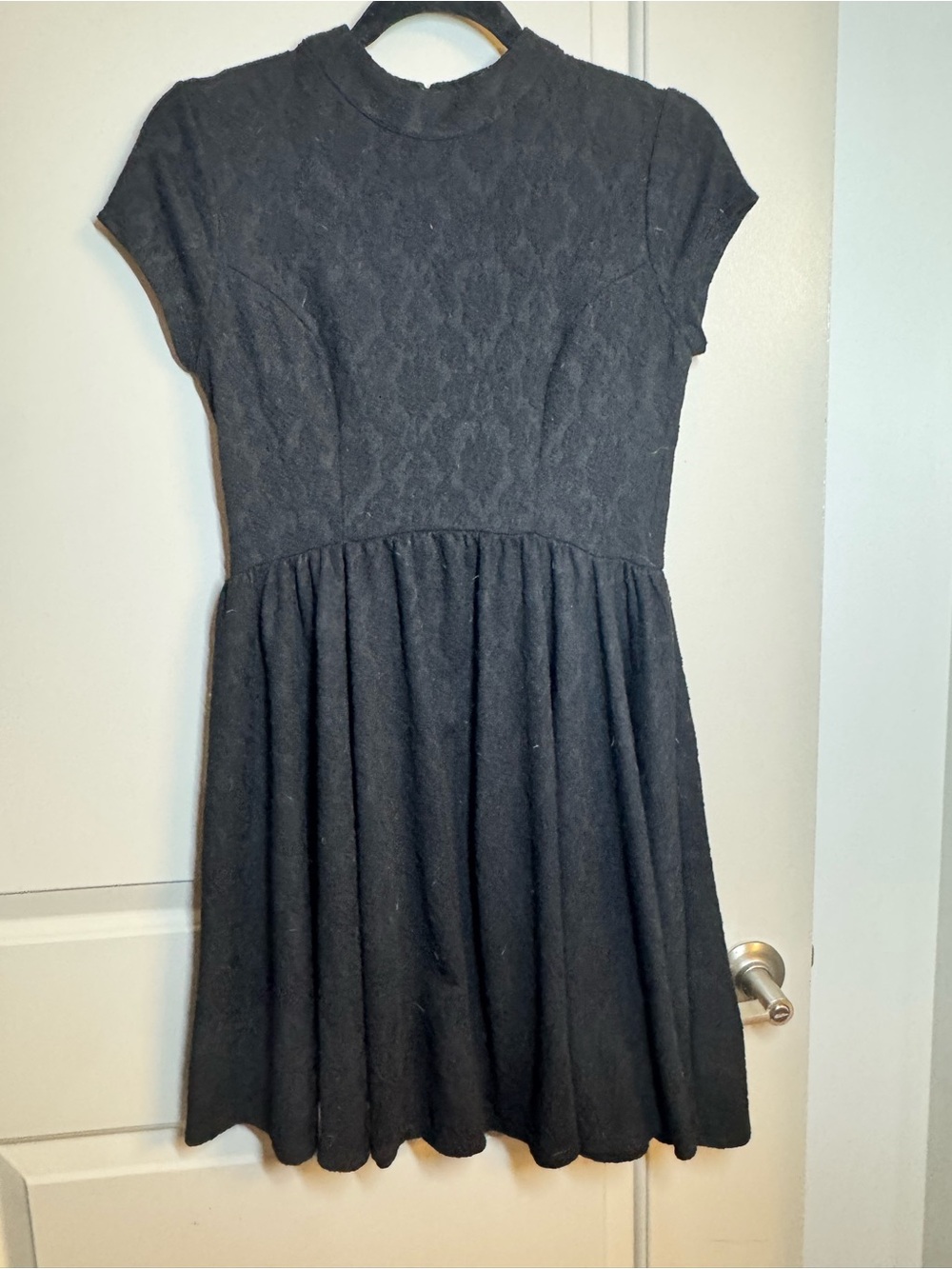Xhilaration Black Short Sleeve Fit-and-Flare Dress
